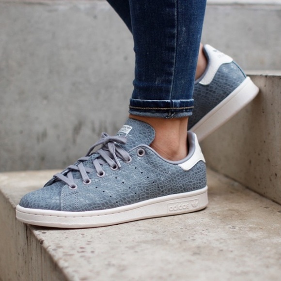 Adidas Stan Smith gray Suede Sneakers Women's sz 9 Adidas Stan Smith gray Suede Sneakers Women's sz 9